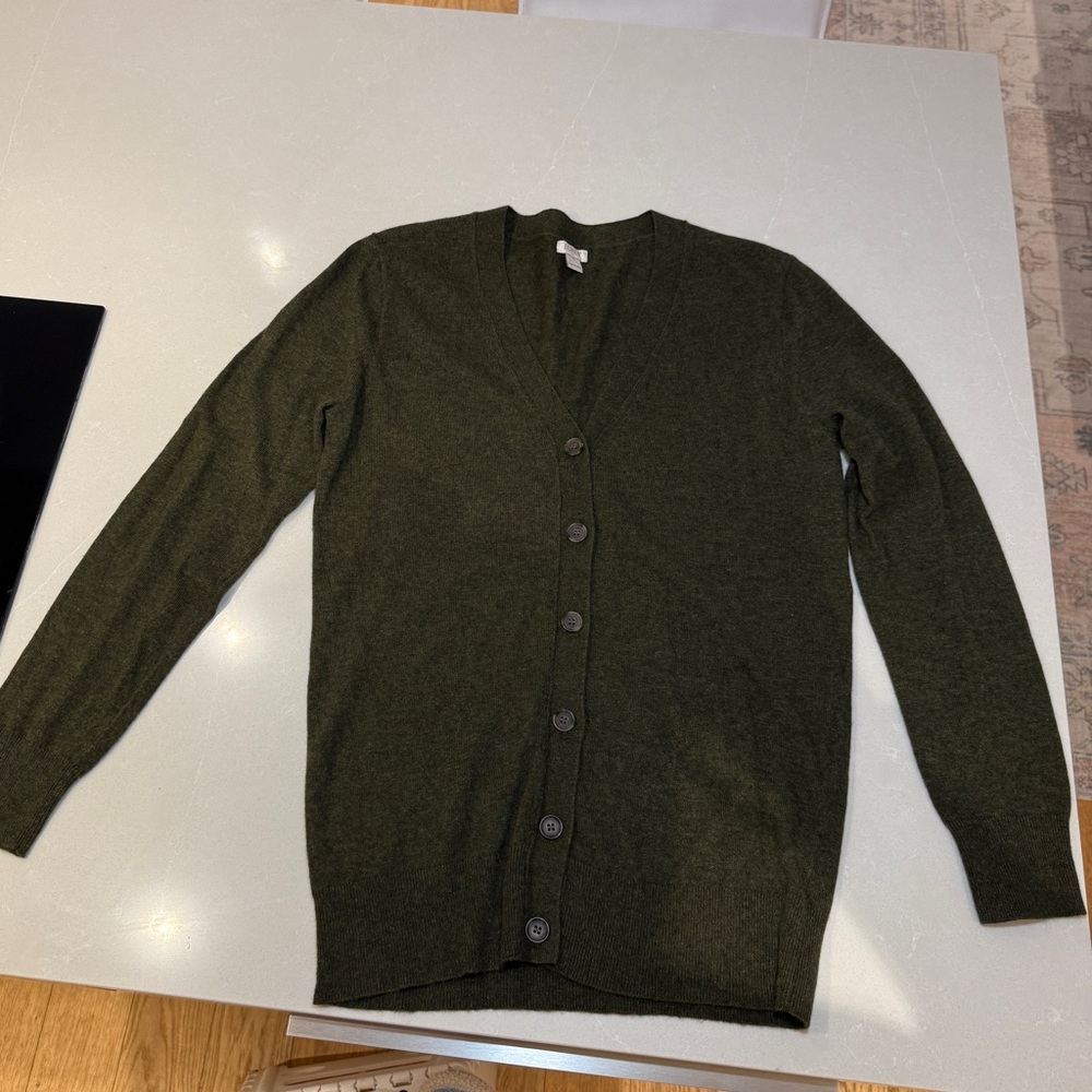 J Crew button up cardigan in green size Small